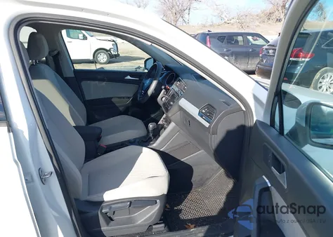 2019 Volkswagen Tiguan 2.0T S из США, поврежденный, VIN 3VV0B7AX8KM009495